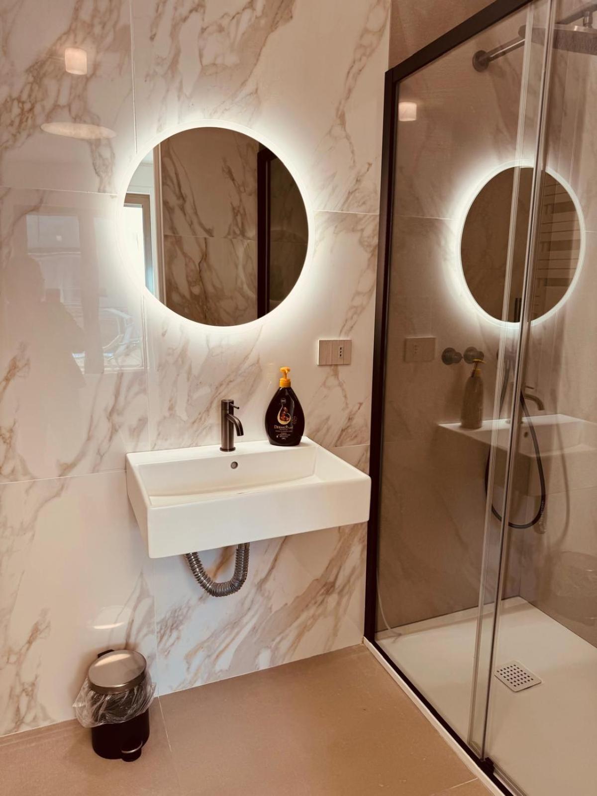 Piccinni Exclusive Suite 5 Bari Exterior photo